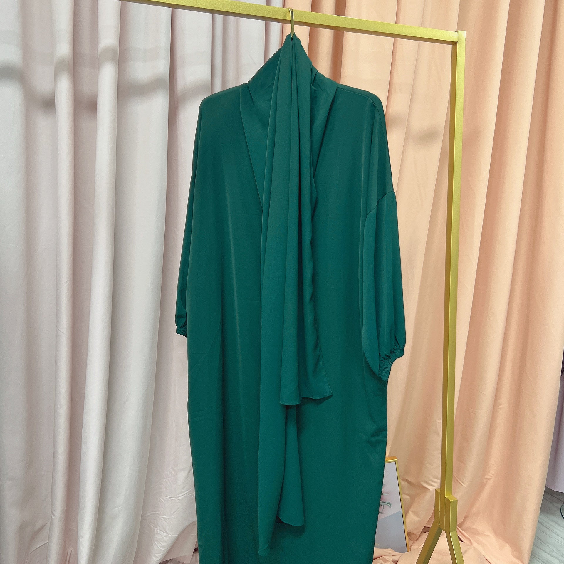 Arabic Solid Color Hooded Robe Dress